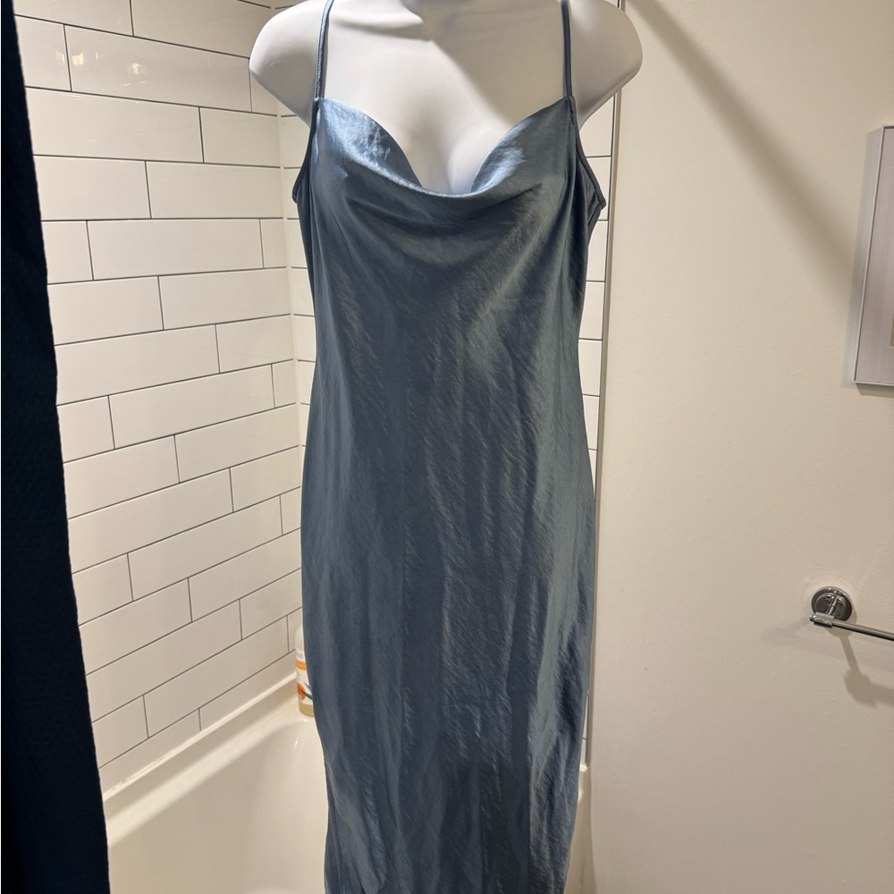 Elegant Blue Midi Dress